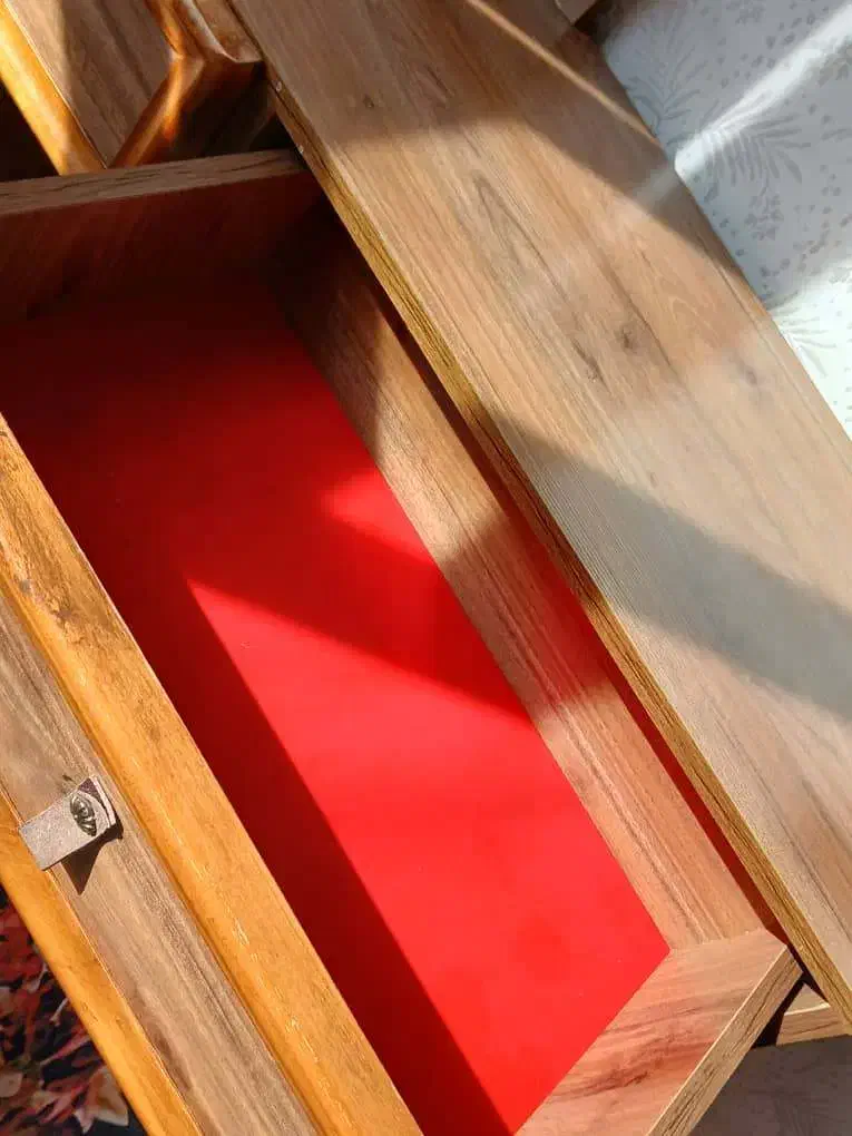 سرویس خواب دو نفره  همراه با تشک|تخت و سرویس خواب|جلفا, |دیوار