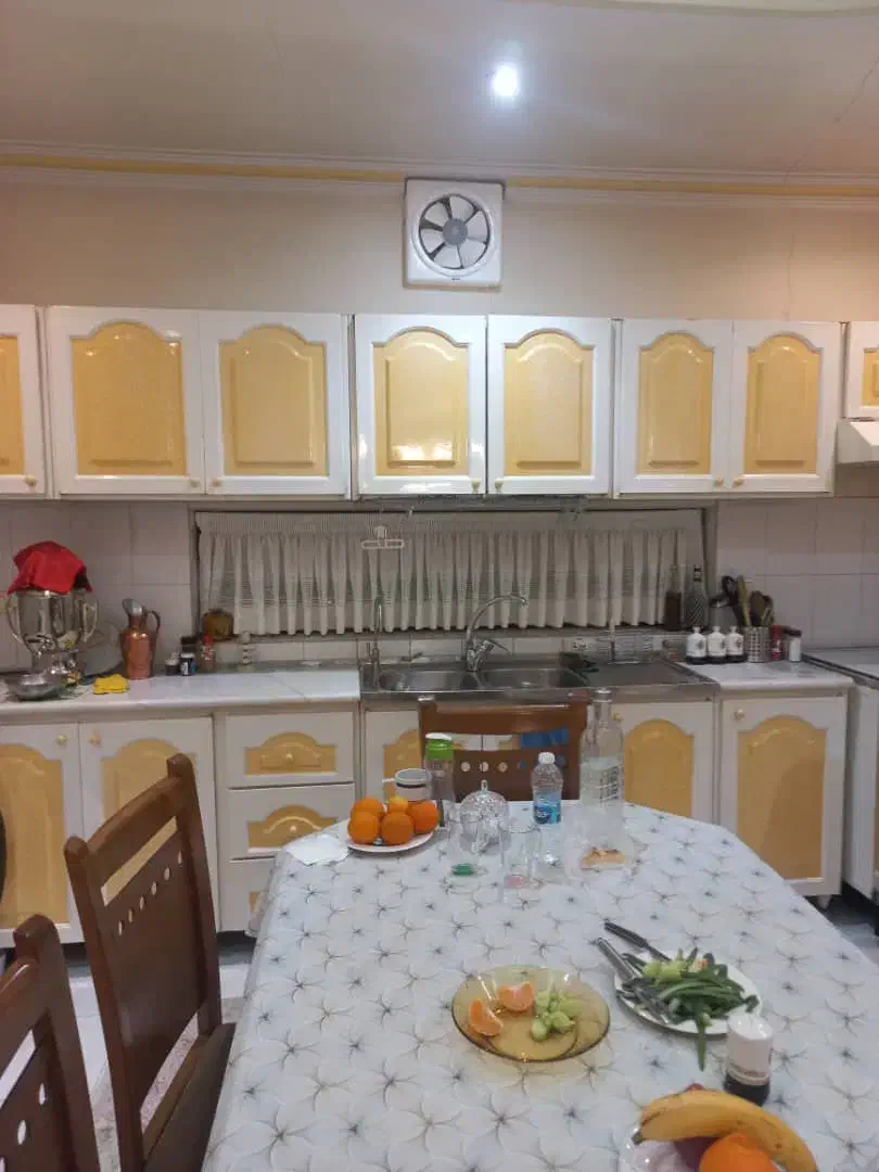 کابینت سینک شیر سالم در کنارش همراه سنگ روش|مصالح و تجهیزات ساختمان|آمل, |دیوار