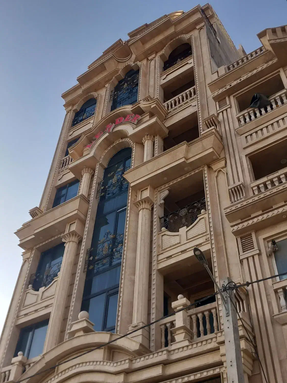 خدمات سنگ ،اسلب کاشی سرامیک وموزائیک|خدمات پیشه و مهارت|اردبیل, |دیوار