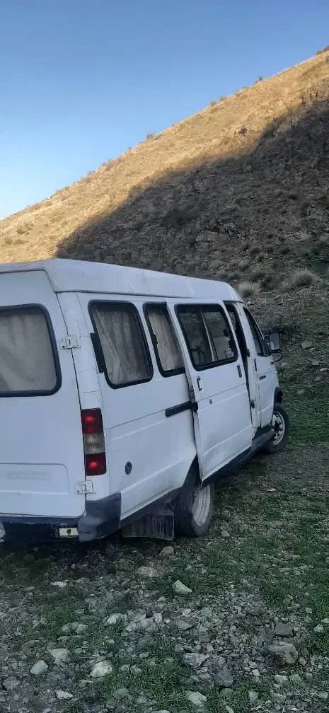 مینی بوس ون غزال ظرفیت 14نفر|خدمات حمل و نقل|خوی, |دیوار