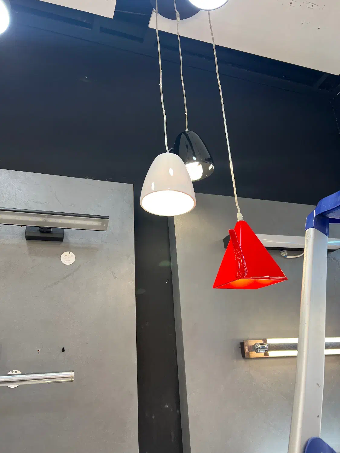 آویز سه شعله سرامیکی|لوستر و چراغ آویز|تهران, سید خندان (جلفا)|دیوار