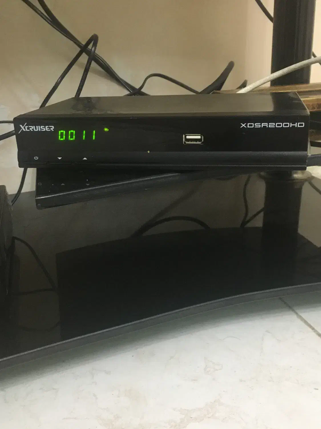 گیرنده دیجیتال|صوتی و تصویری|پرند, فاز ۶|دیوار