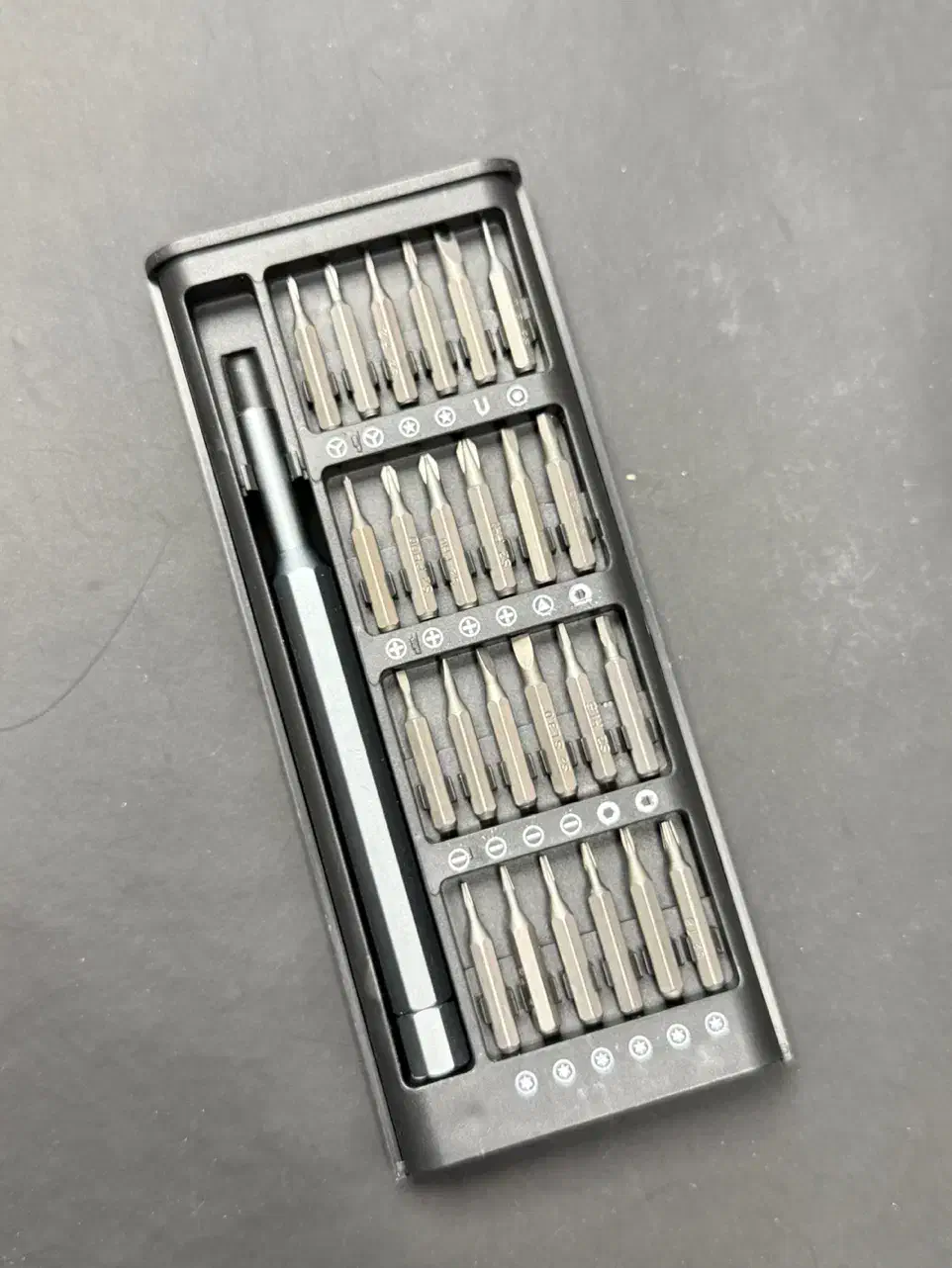 پیچ گوشتی ۲۴ سری تعمیر ساعت و گوشی 6024B|ابزارآلات|تهران, لاله زار|دیوار