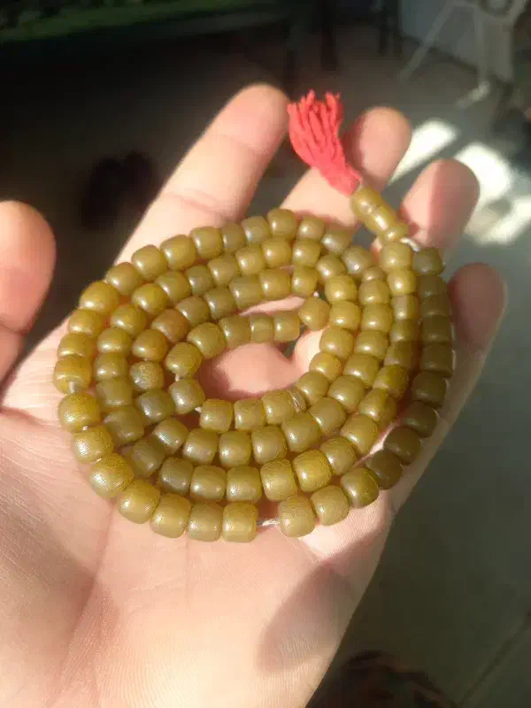 تسبیح قدیمی|کلکسیون اشیاء عتیقه|مشهد, سرافرازان|دیوار