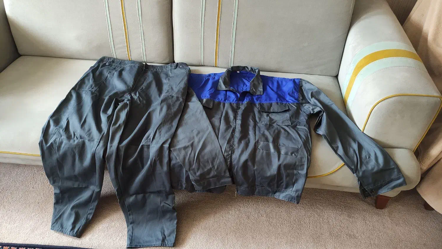 لباس کار|لباس|امیدیه, |دیوار