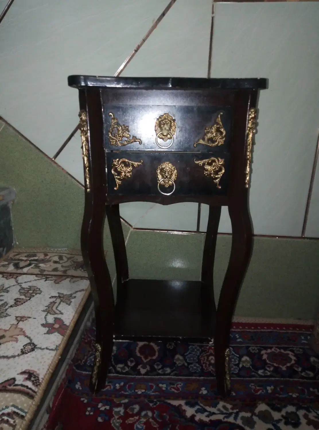 میزتلفن|میز تلفن|قم, نیروگاه|دیوار