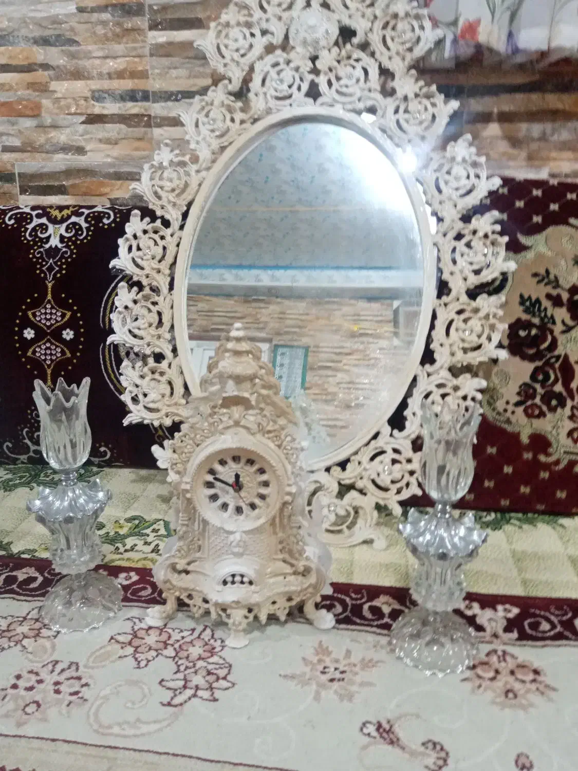 تعدادی وسایل برای عروس خانمها|ساعت دیواری و تزئینی|رودسر, |دیوار