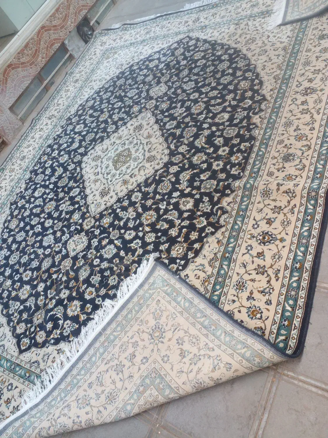 یه سرمه ای یه کرم|فرش|سبزوار, مدرس|دیوار