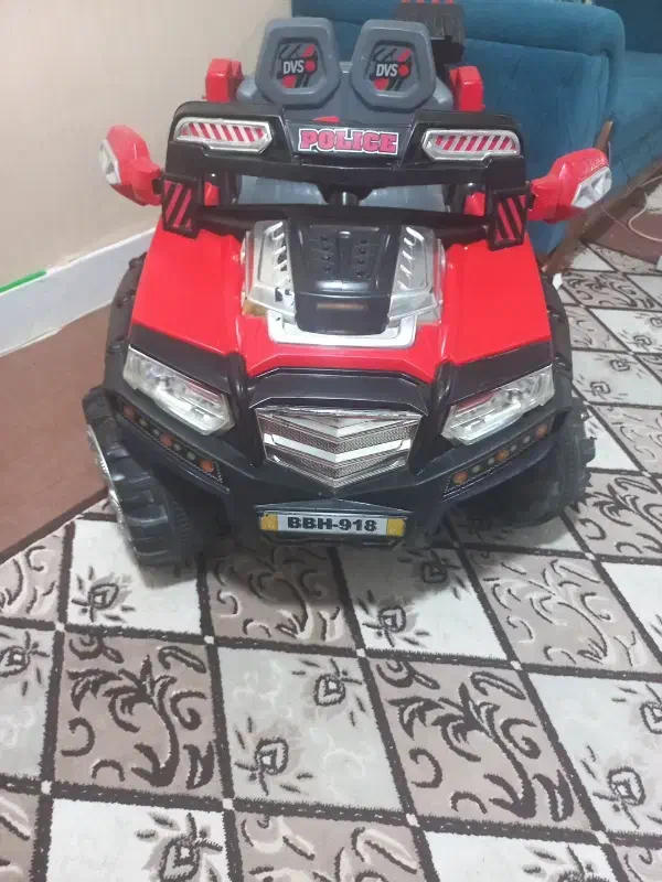 ماشین شارژی چهارچرخ|اسباب‌بازی بچه|چمران, |دیوار