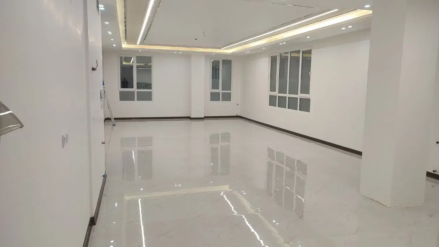 تک واحدی/ دو نبش / سه خواب|فروش آپارتمان|قم, زنبیل آباد|دیوار