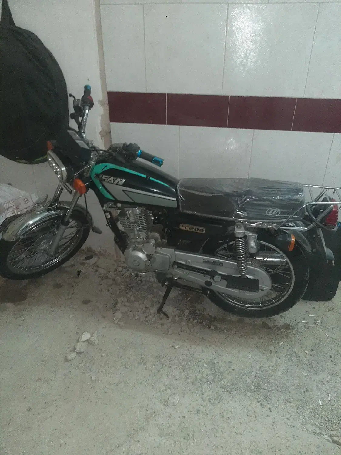 هندا ۲۰۰ لیفان تمیز عروسک مدل ۹۵|موتورسیکلت|اصفهان, شهرک امام خمینی|دیوار