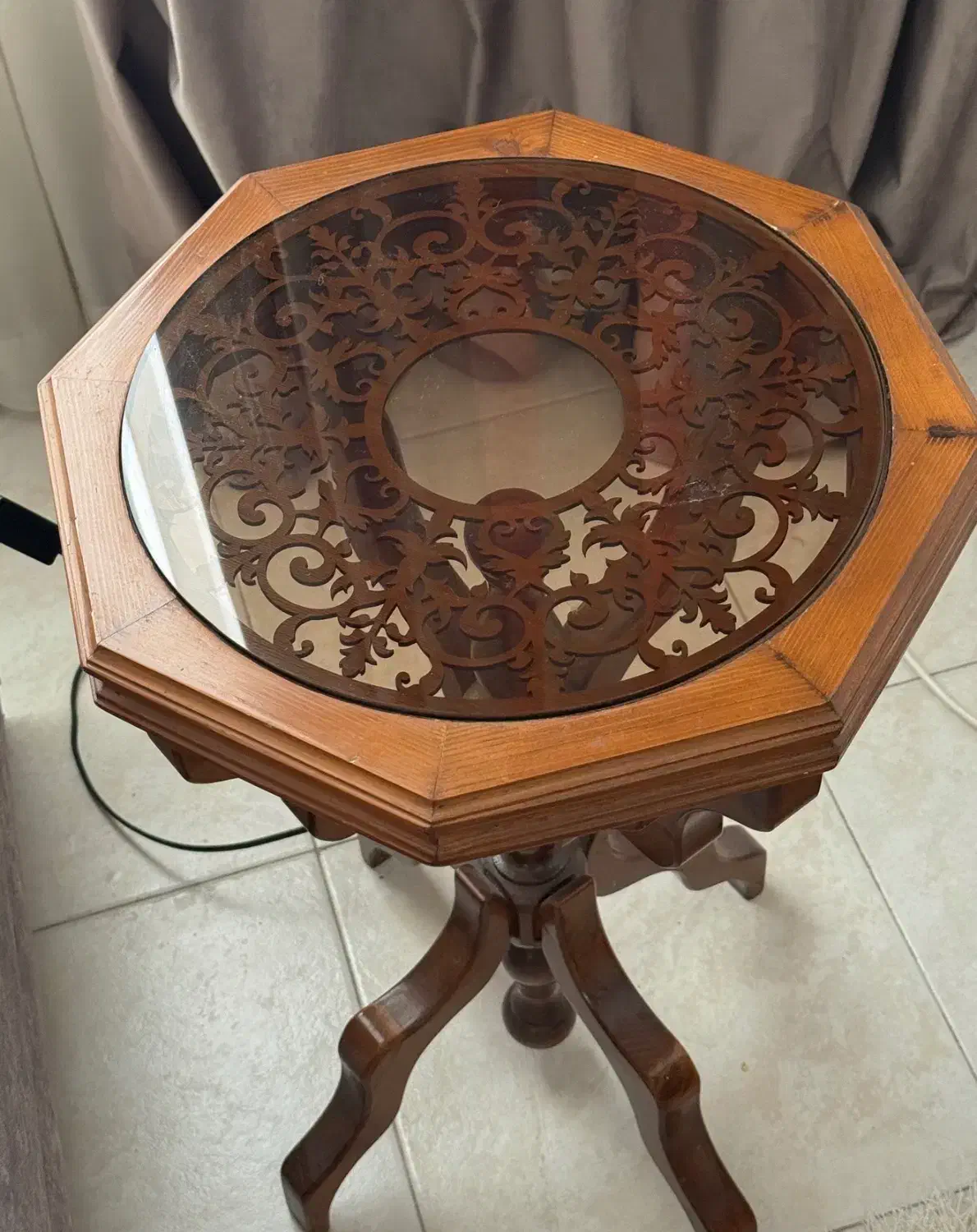 ساعت|ساعت دیواری و تزئینی|ساری, |دیوار