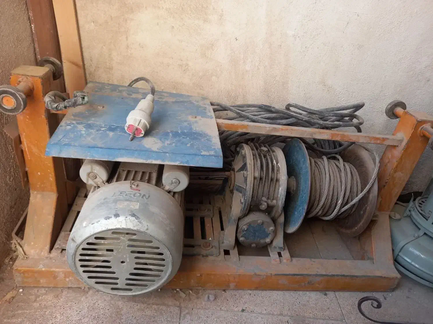 بالابر ساختمان|مصالح و تجهیزات ساختمان|اسلامشهر, صادقیه|دیوار