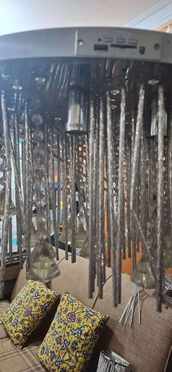 لوستر دیواری دارای کریستال|لوستر و چراغ آویز|تهران, دانشگاه شریف|دیوار