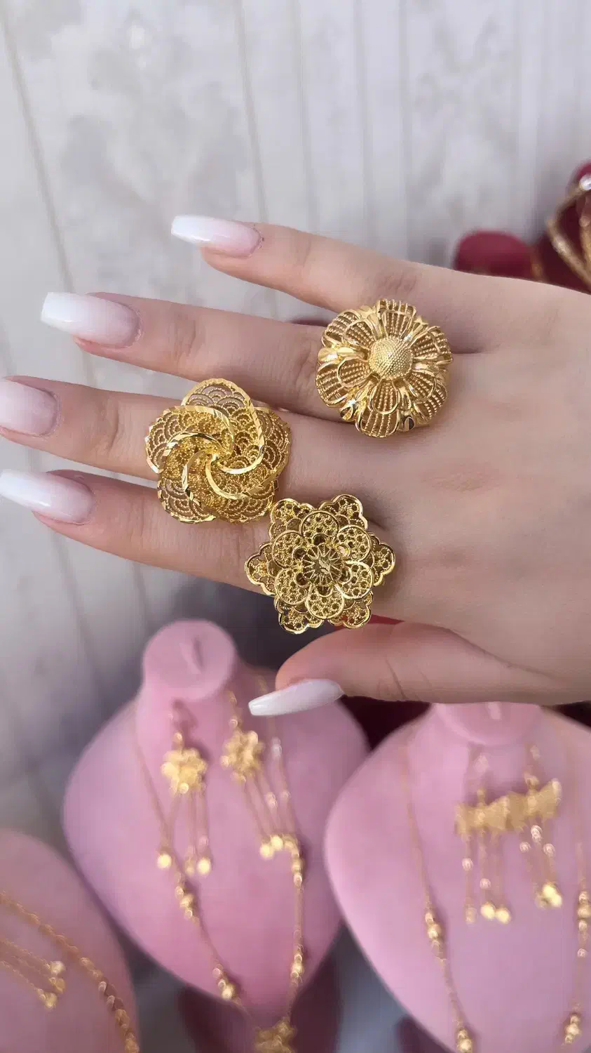 بدلیجات سرویس دستبند گردنبند|بدلیجات|قم, نیروگاه|دیوار