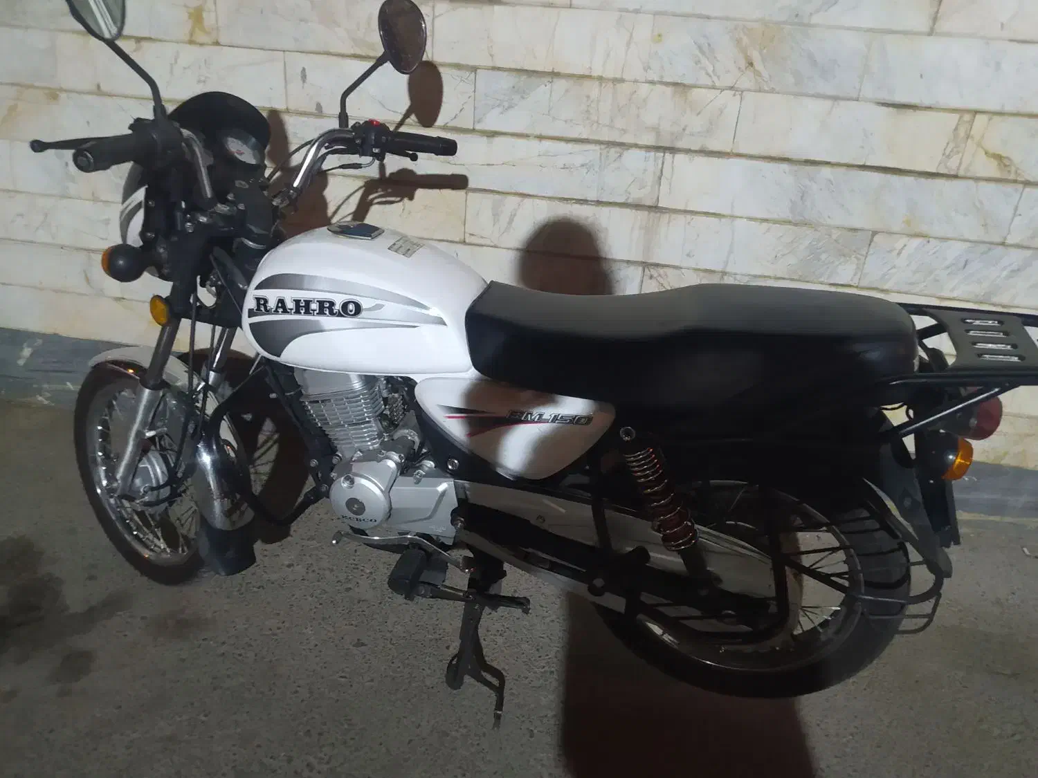 موتور رهرو طرح باکسر|موتورسیکلت|قم, آذر (نکویی)|دیوار