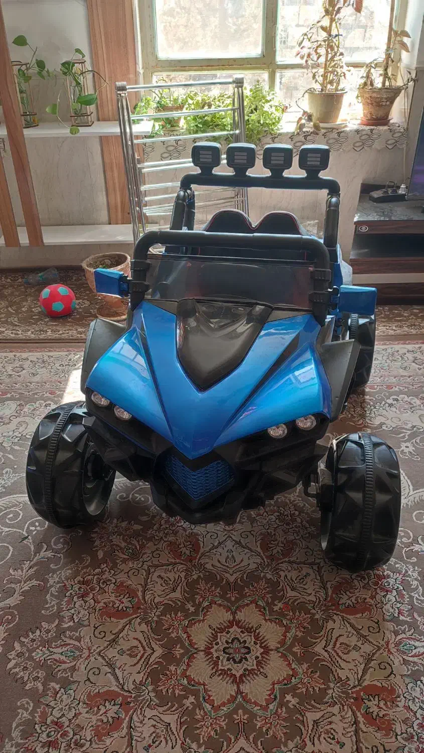 ماشین شارژی فول اپشن و نو میباشد|اسباببازی بچه|اردکان, |دیوار