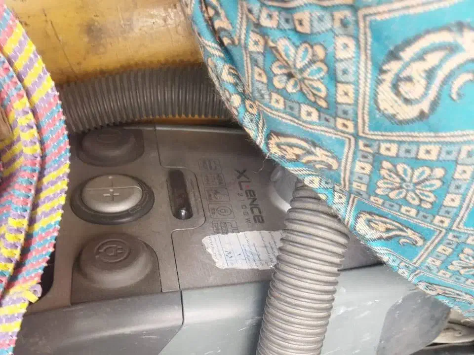 تعدادی وسایل منزل و آشپزخانه|جاروبرقی، جارو شارژی، بخارشو|شیراز, رکن‌آباد|دیوار