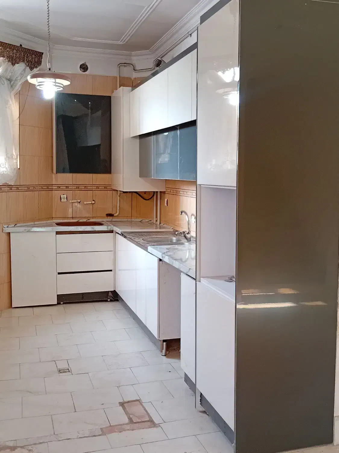 انجام خورده کاری ونصب ام دی اف|خدمات پیشه و مهارت|یزد, |دیوار