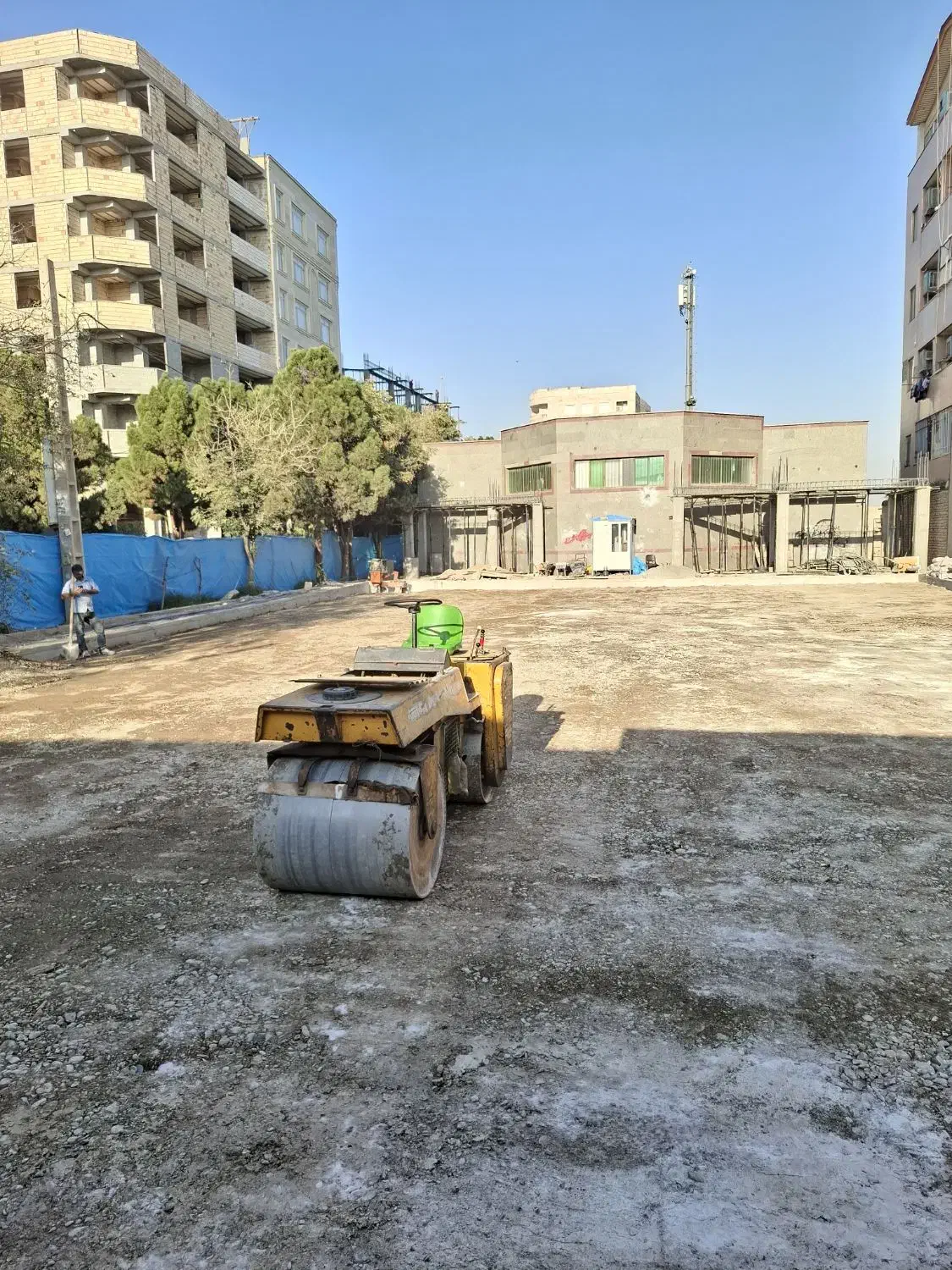 اجاره دادن بزرگترین شعبه غلطک قلتک کمپک زمین لرزشی|ماشین‌آلات صنعتی|کرج, گوهردشت|دیوار