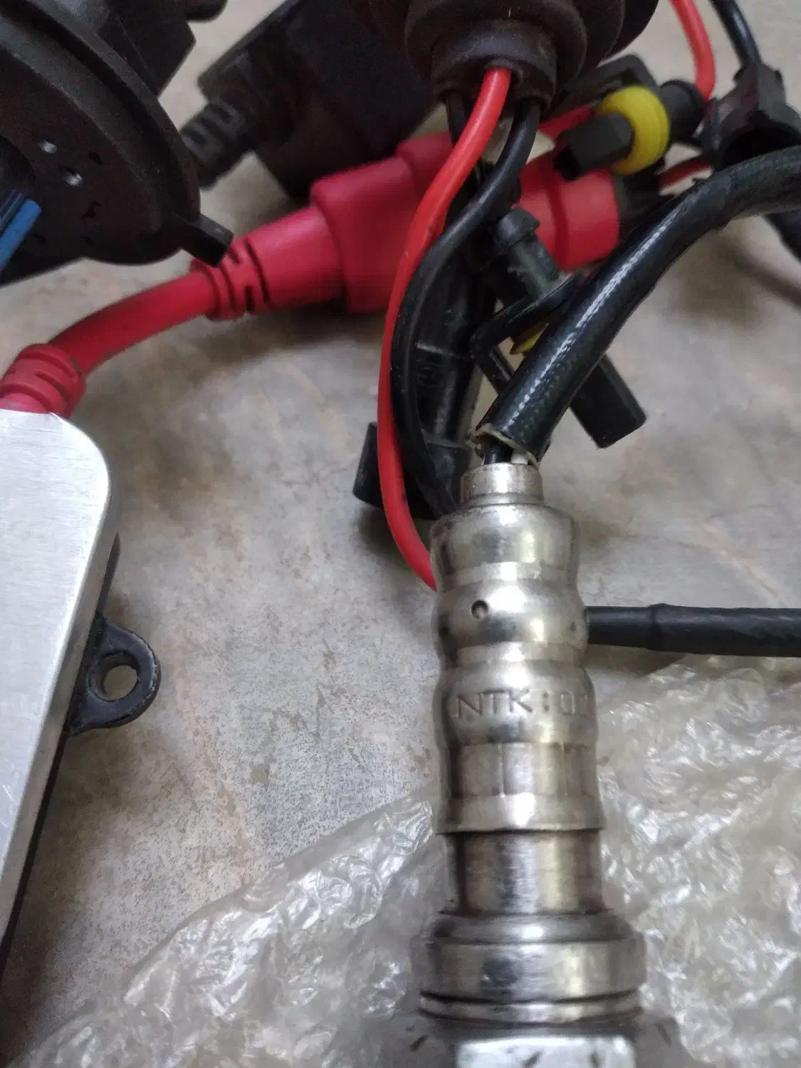 چراغ زنون دوکنتاکت|قطعات یدکی و لوازم جانبی|کرمانشاه, |دیوار