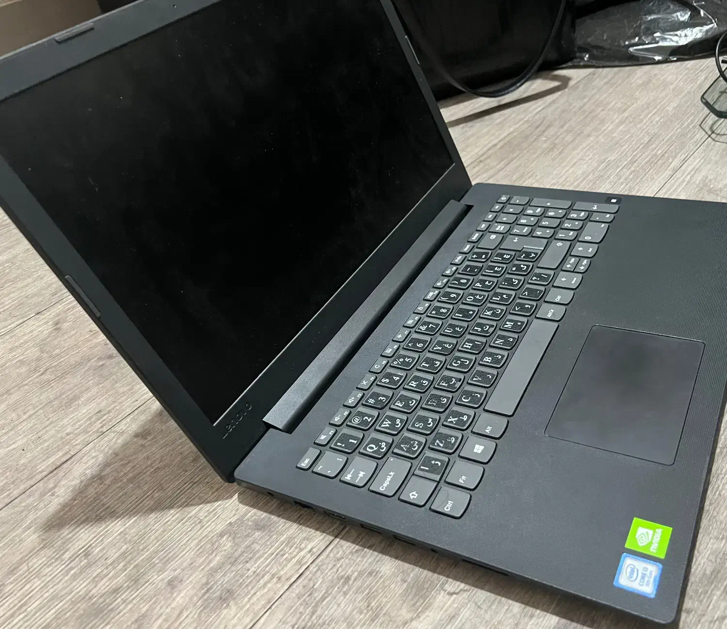 لپتاپ لنوو در حد نو با ۴ گیگ گرافیک مجزا|رایانه همراه|سمنان, |دیوار