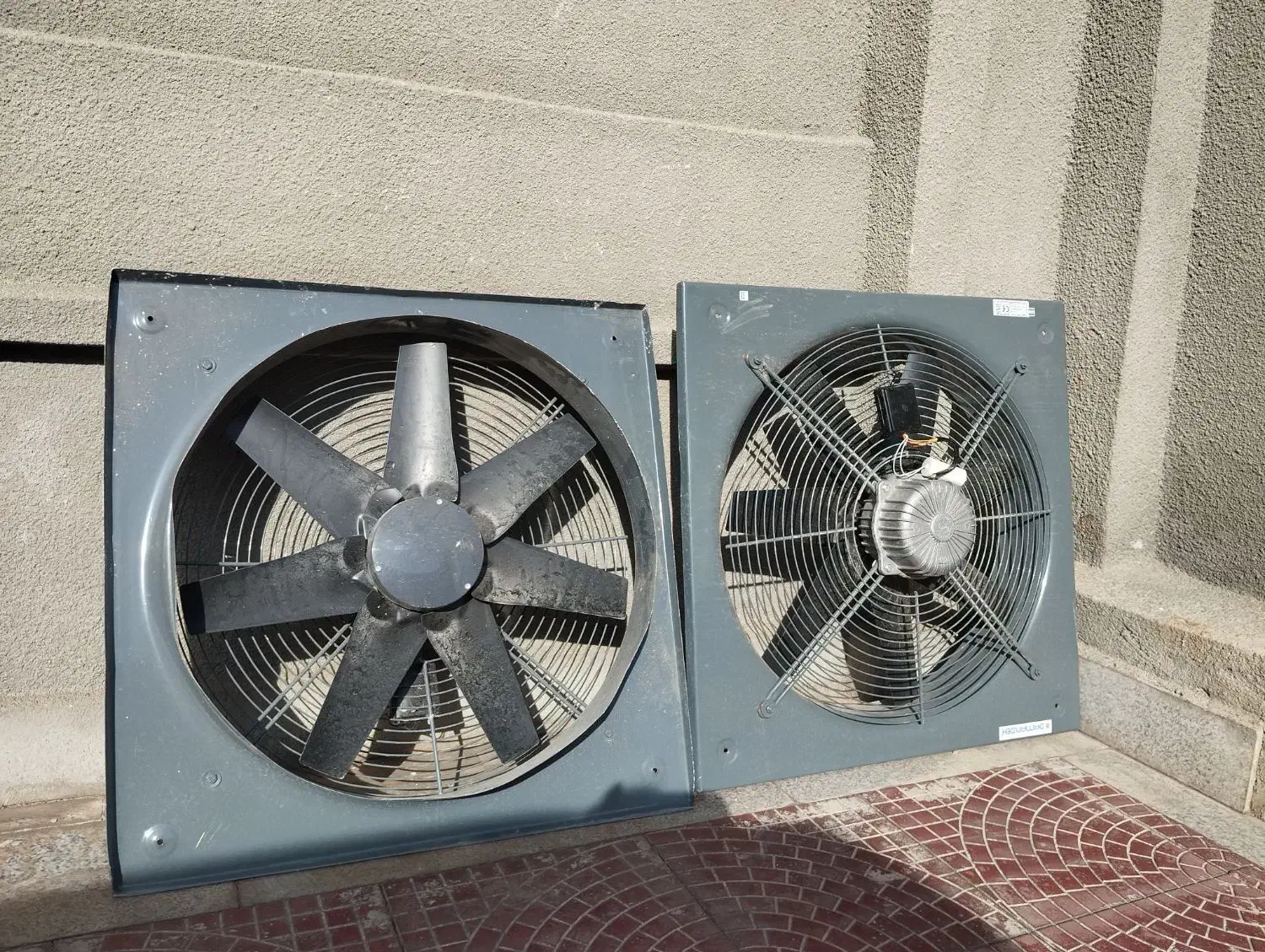 فن دمنده|پنکه و تصفیه‌کنندهٔ هوا|نقده, |دیوار