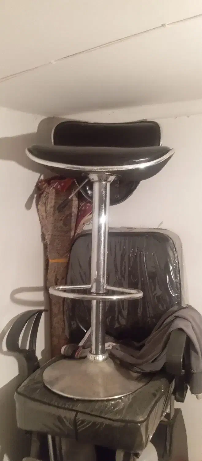 دکور آرایشگاه|آرایشگاه و سالنهای زیبایی|نیشابور, شهرک قدس|دیوار