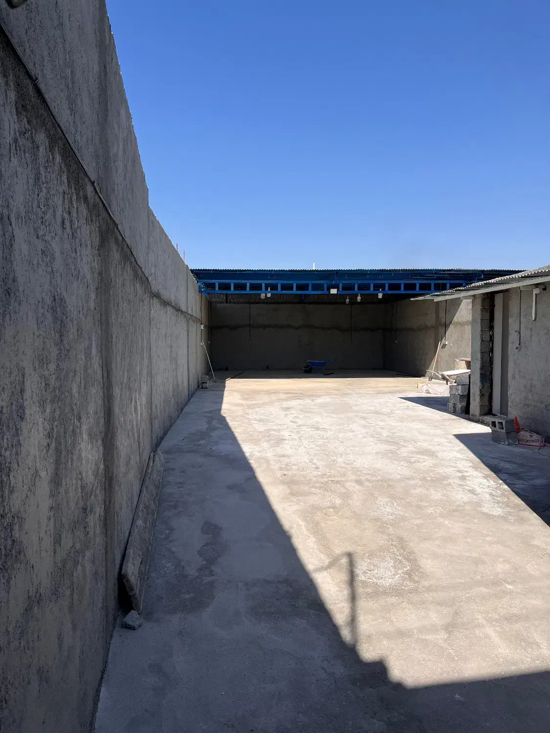 گاراژ مناسب برای مشاغل مرتبط با خودرو|اجارهٔ مغازه و غرفه|برازجان, |دیوار