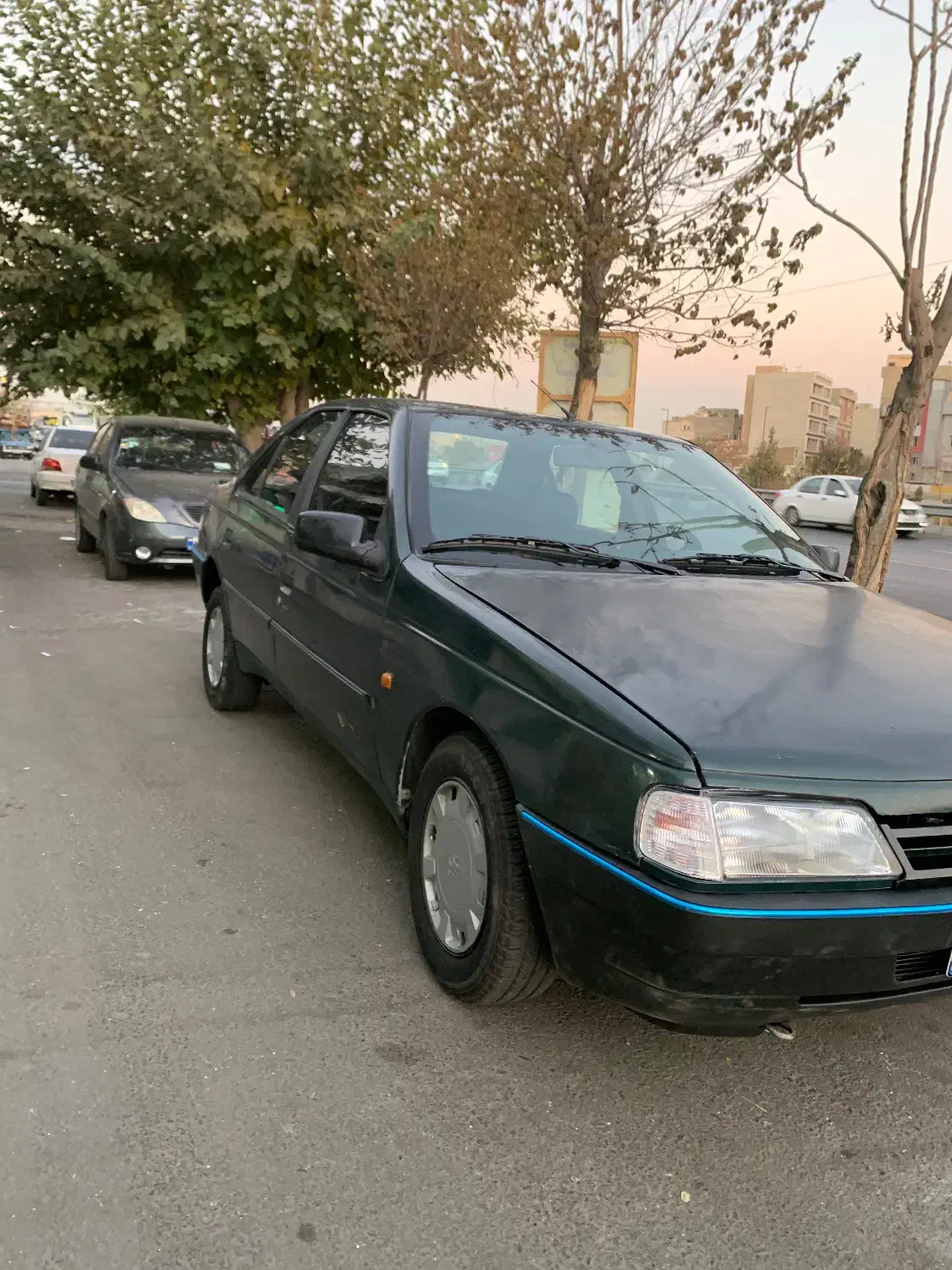 پژو 405 مدل ۸۰|خودرو سواری و وانت|تهران, شهرک استقلال|دیوار