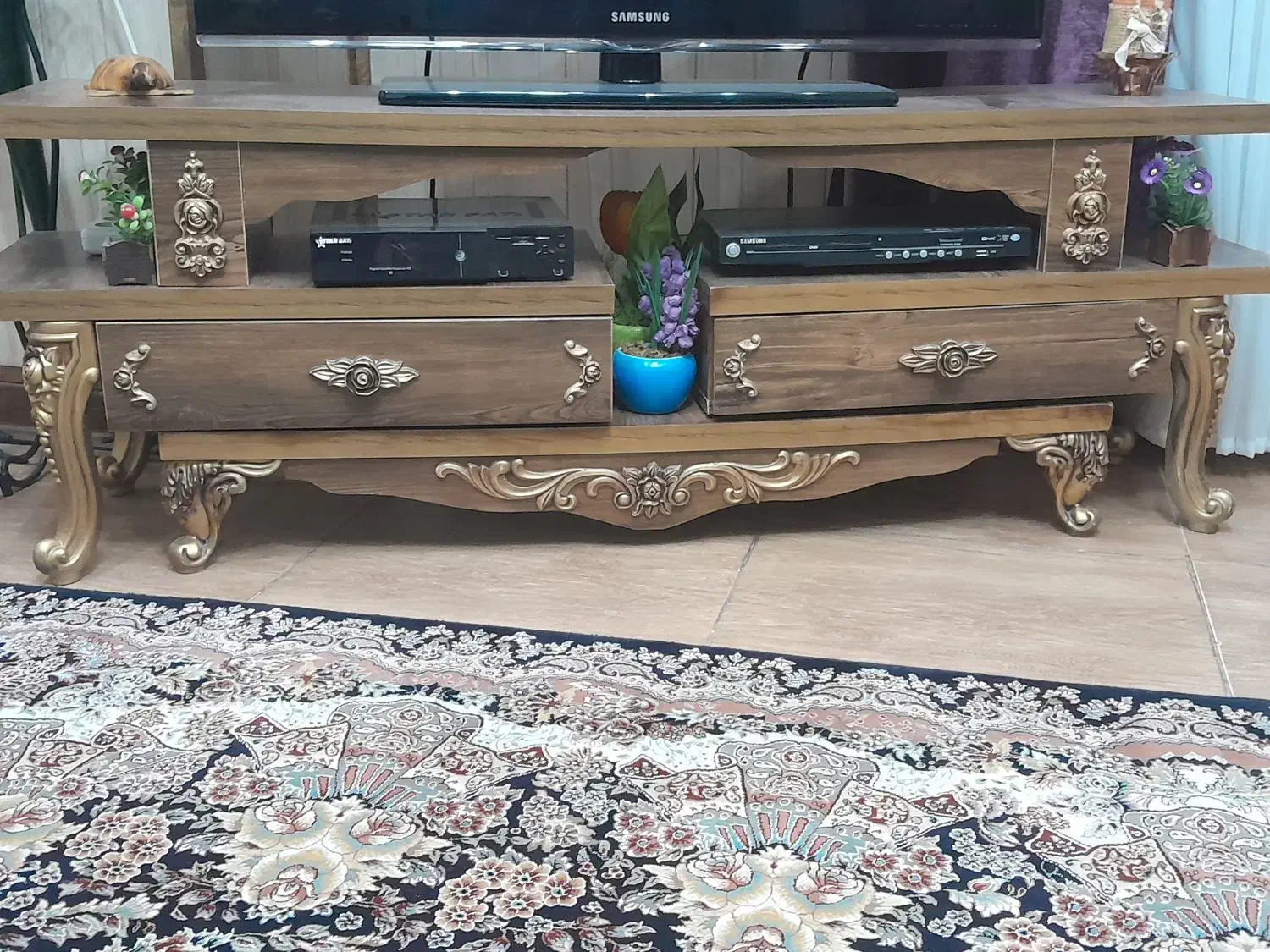 فروش میز تلوزیون و بوفه|بوفه، ویترین، کنسول|شیراز, رکنآباد|دیوار