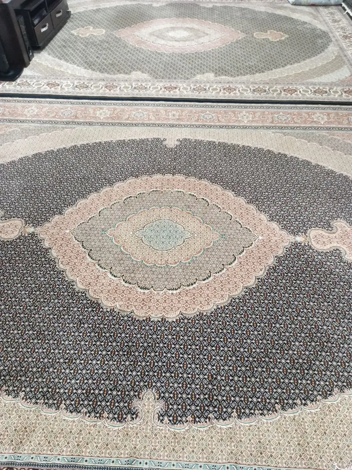 دو تخته فرش 12 متری|فرش|بوئین زهرا, |دیوار