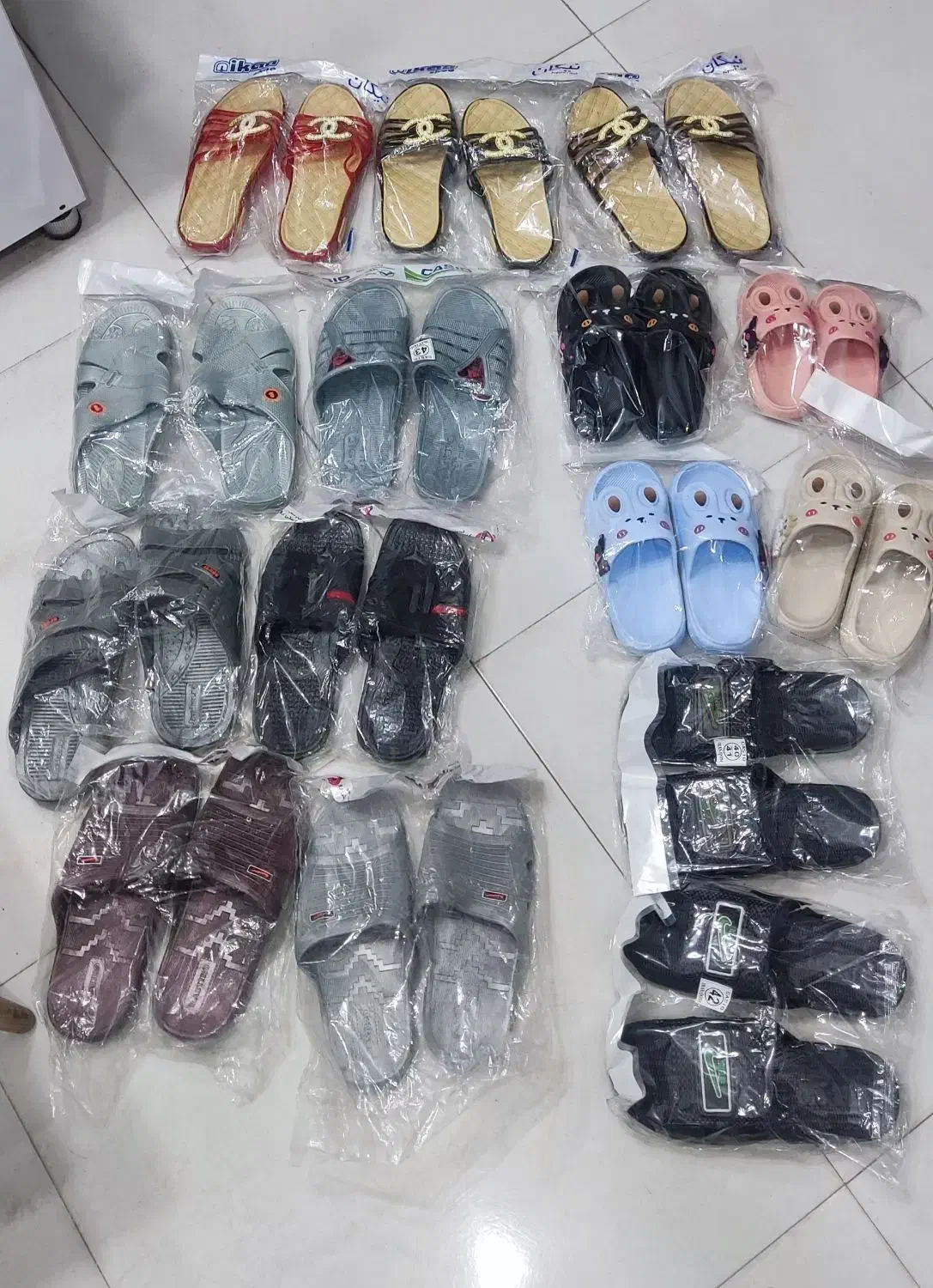 دمپایی|کیف، کفش، کمربند|اهواز, کوی باهنر|دیوار