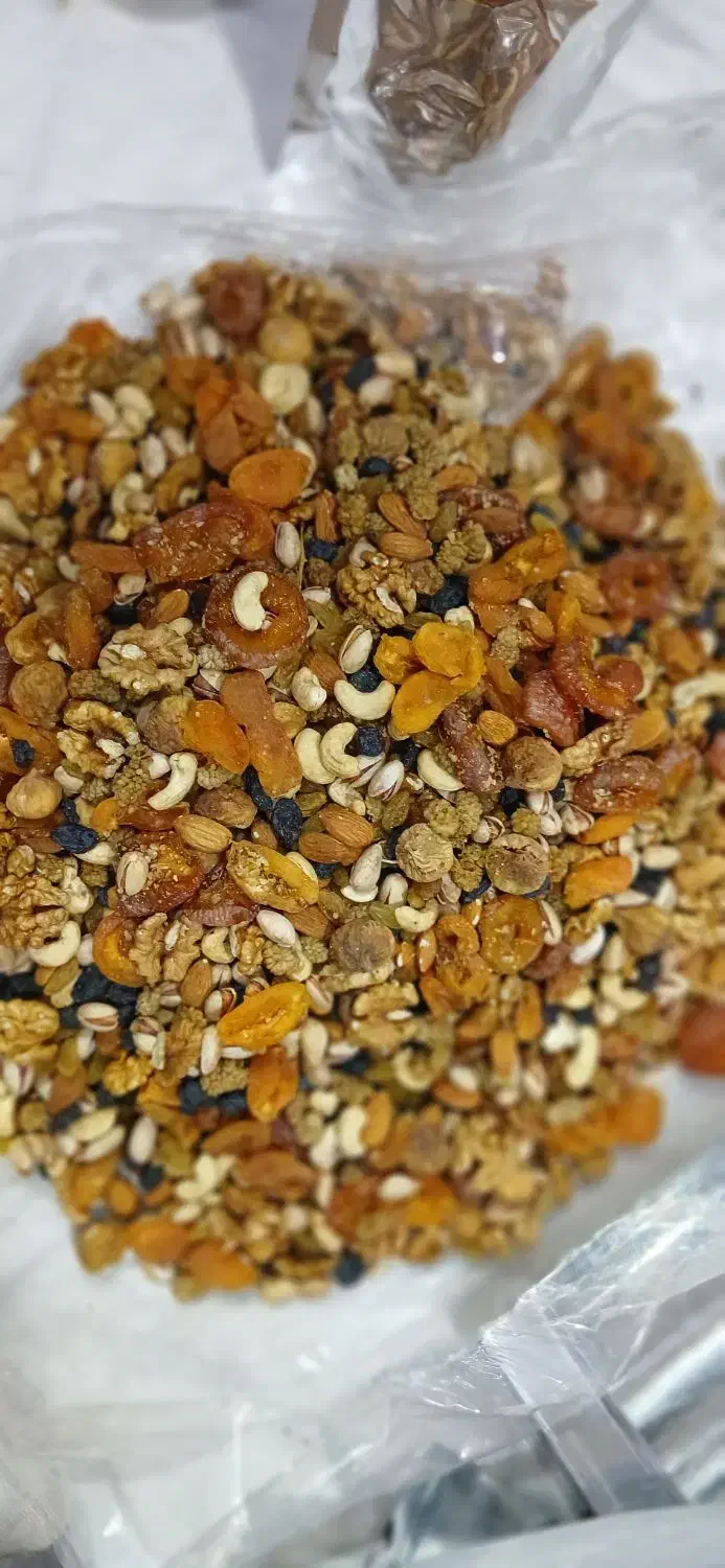 ویزیتور پخش کننده آجیل آستان اشرفیه ممتاز|خوردنی و آشامیدنی|بندر کنگان, |دیوار