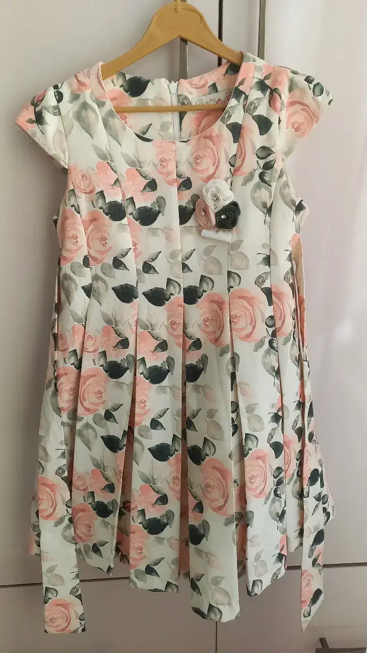 پیراهن مجلسی خارجی برند بارلی|کفش و لباس بچه|مرند, |دیوار