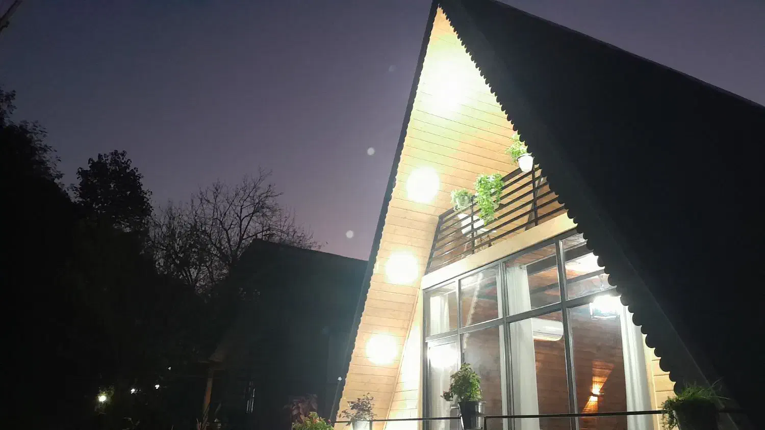 اجاره روزانه هفتگی و ماهانه کلبه ساحل گیشم|اجارهٔ کوتاه‌مدت ویلا و باغ|رشت, گلسار|دیوار