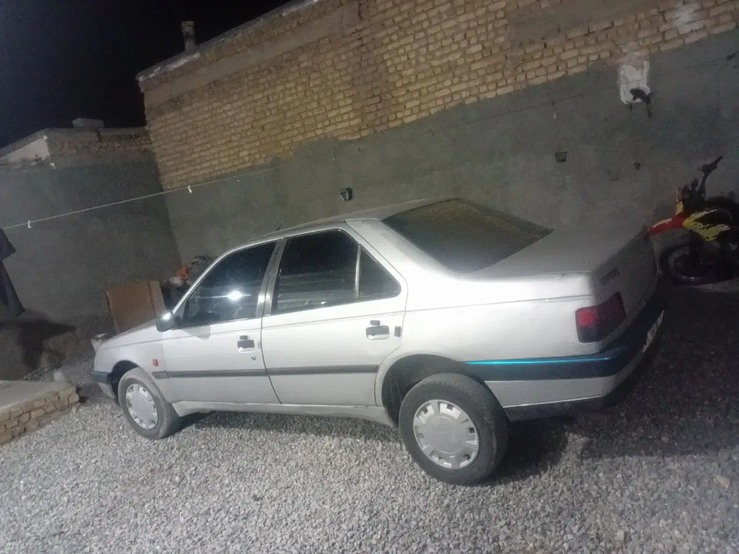 پژو۴۰۵مدل۸۵|خودرو سواری و وانت|سمیرم, |دیوار