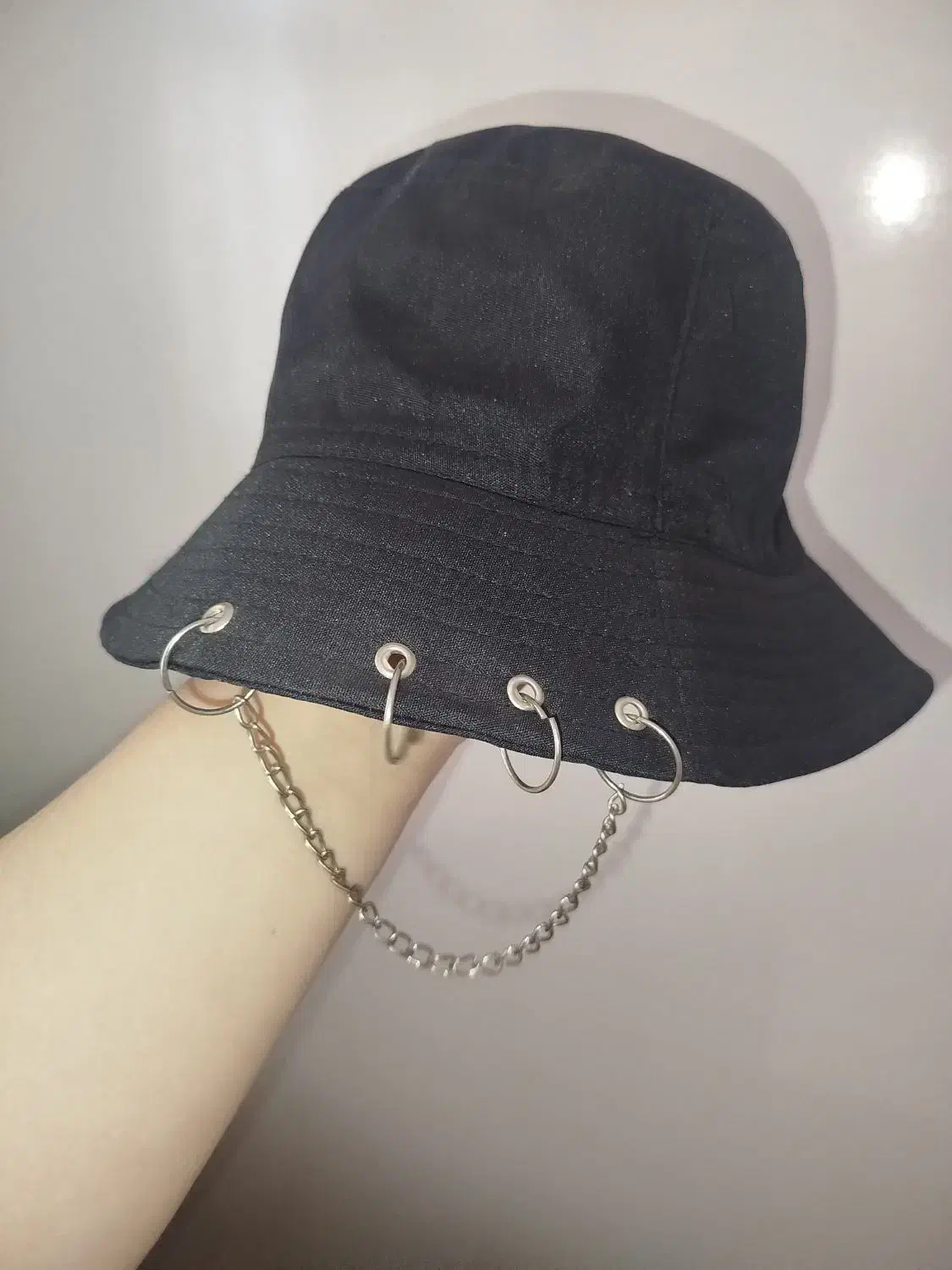 کلاه مدل پرسینگ|لباس|قم, باغ شازده|دیوار