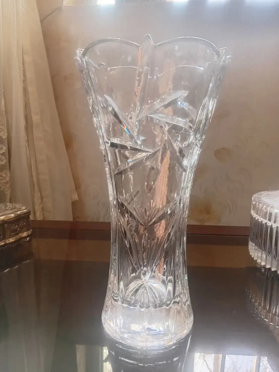 گلدون کریستال|صنایع دستی و سایر لوازم تزئینی|کرج, حسن آباد|دیوار