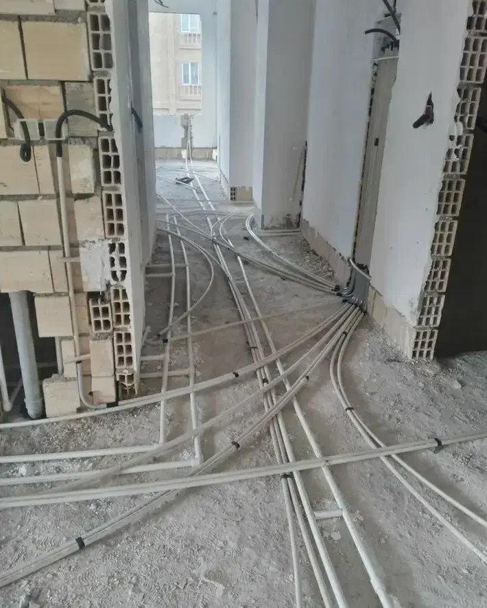 استخدام برقکار نیمه ماهر|استخدام صنعتی، فنی، مهندسی|زاهدان, |دیوار