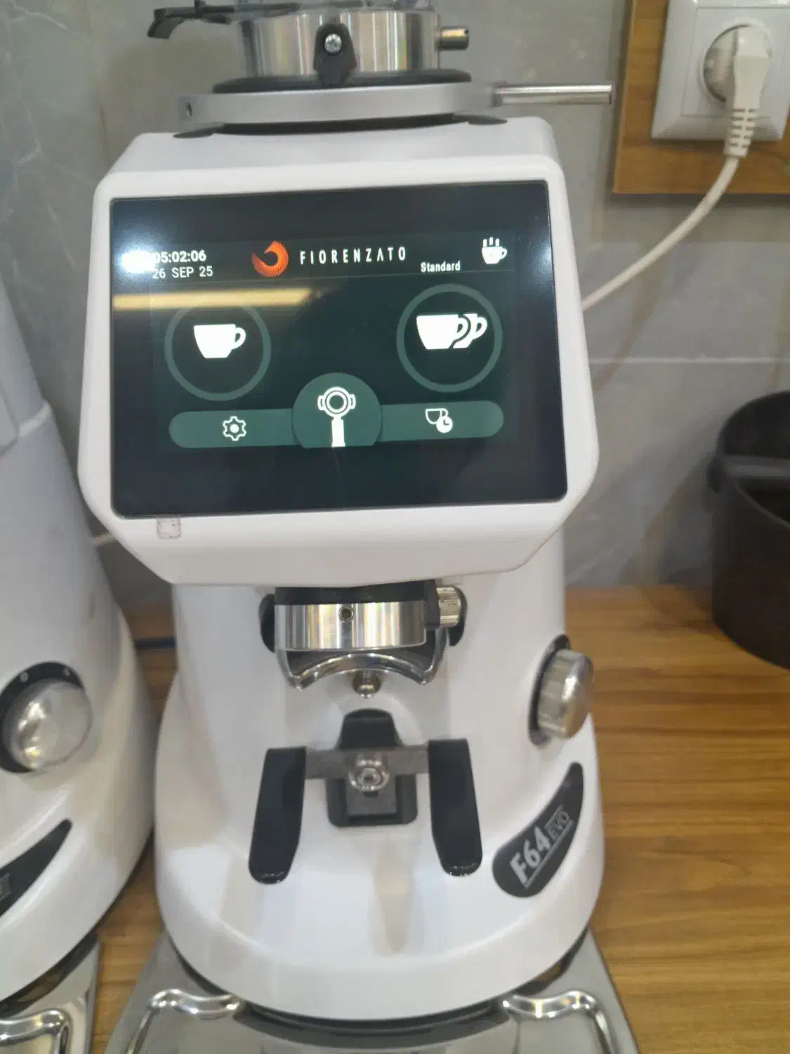 آسیاب فیورنزاتوf64 e/f64 evo|کافیشاپ و رستوران|تهران, دریا|دیوار