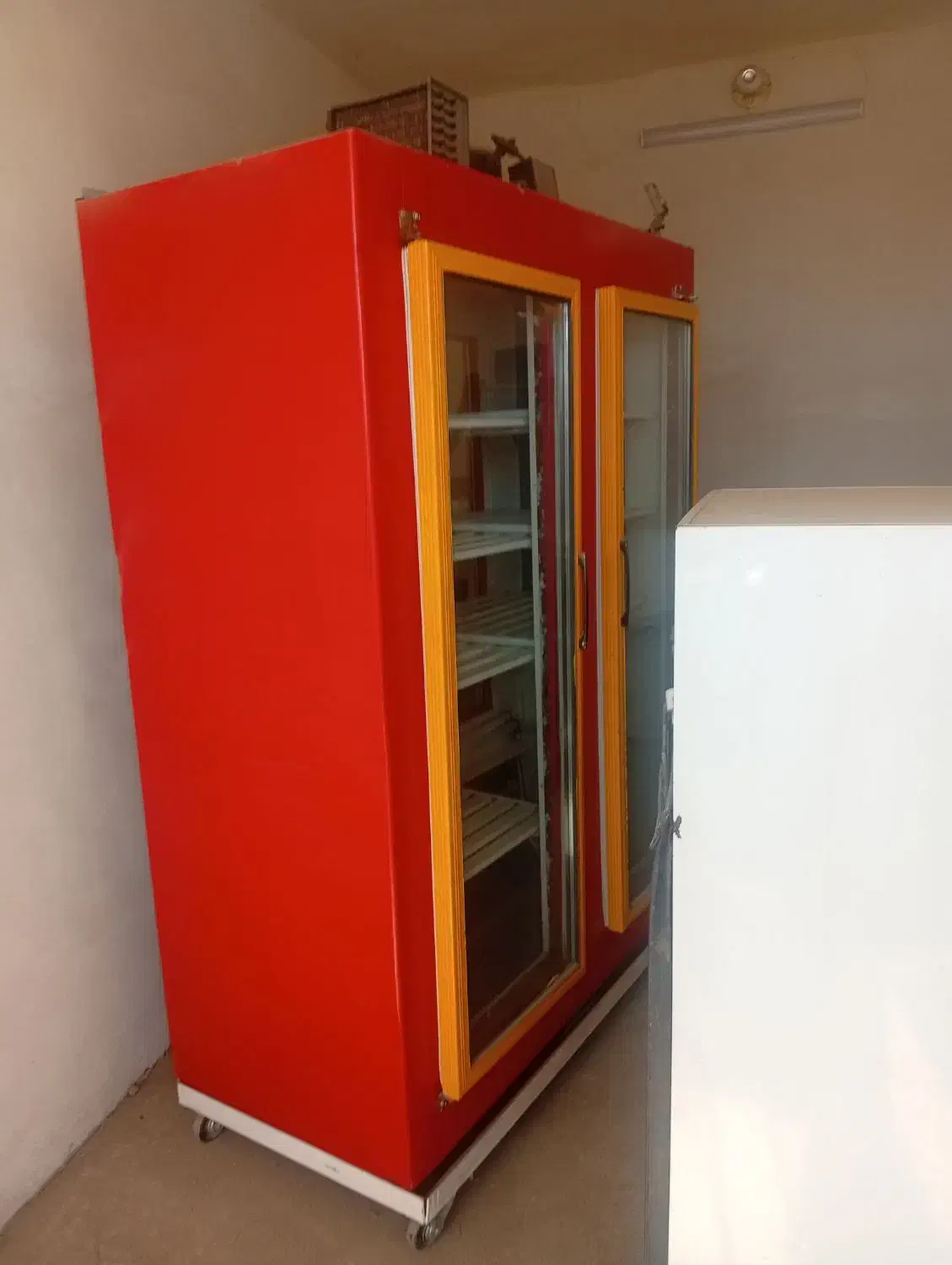 یخچال|فروشگاه و مغازه|گلپایگان, |دیوار