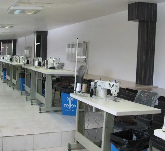 چرخکار لباس مجلسی دوز و بیرون بر|استخدام هنری و رسانه|فردیس, قریشی|دیوار