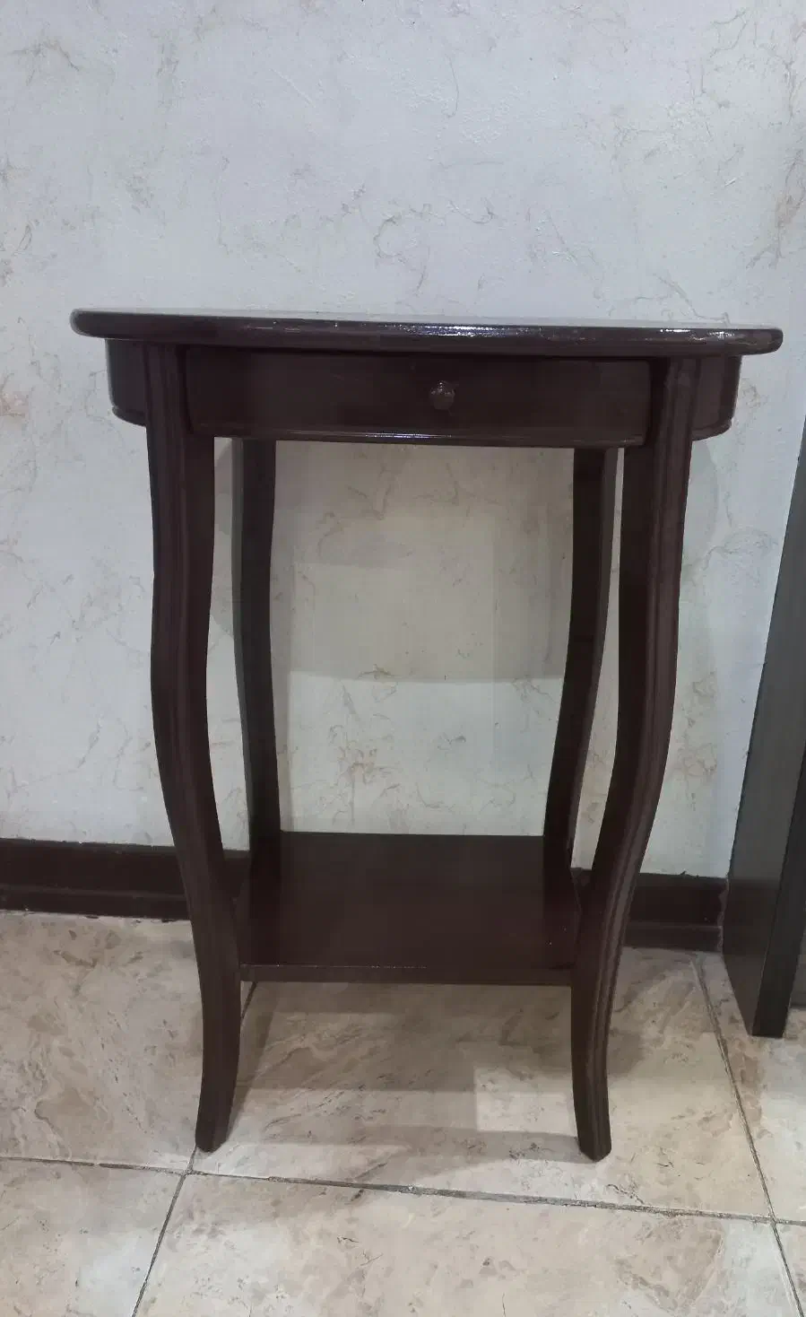 میز تلفن|میز تلفن|اهواز, سپیدار|دیوار