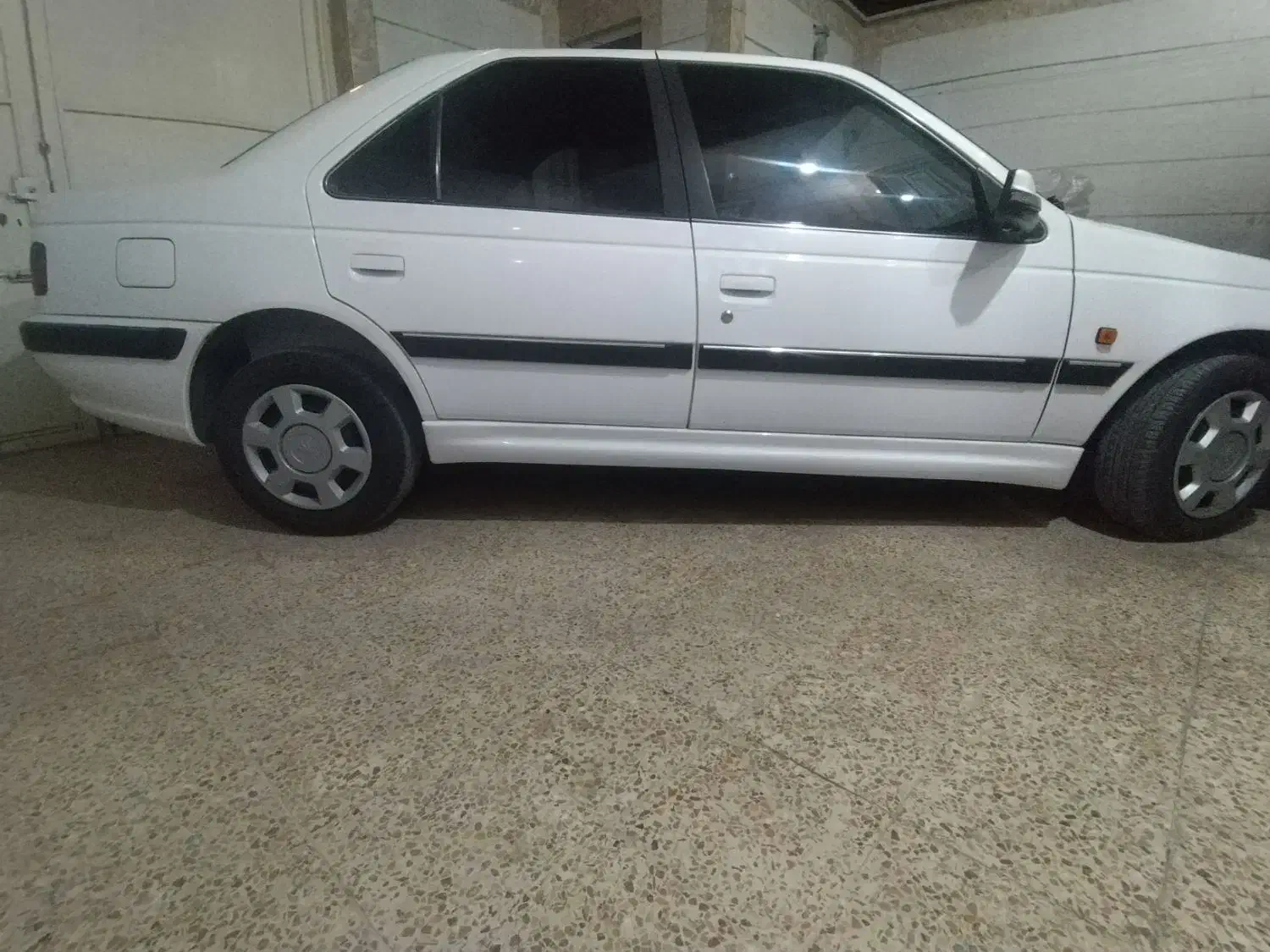 پژو پارسال بدون رنگ|خودرو سواری و وانت|خرمآباد, |دیوار