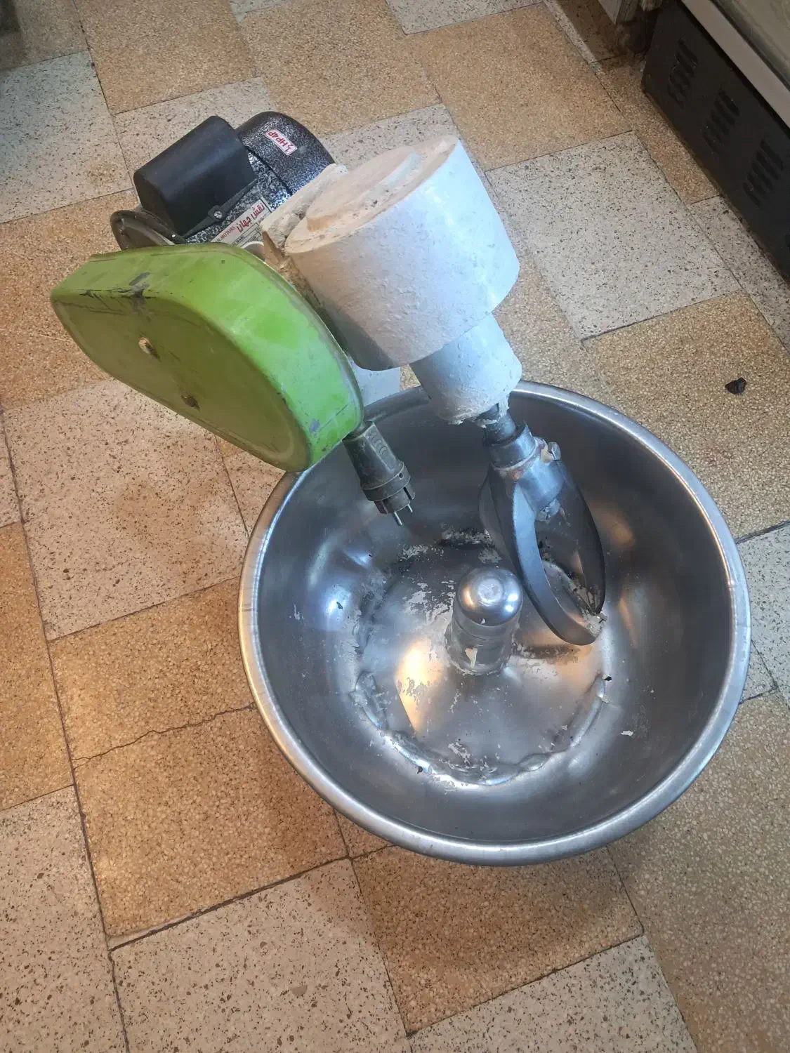 فروش خمیر گیر و یخچال.اسنک پز|کافی‌شاپ و رستوران|اصفهان, شهشهان|دیوار