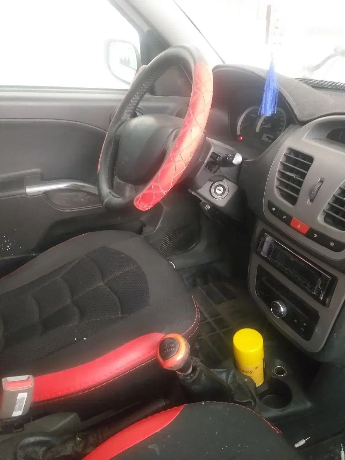 ساینا ۹۸ دنده ای  دوگانه cNG تبدیلی|خودرو سواری و وانت|اصفهان, بوستان ناژوان|دیوار