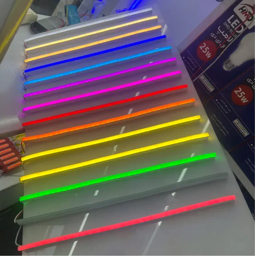 نئون رنگی / فول فالر / مولتی کالر|ریسه و چراغ تزئینی|اهواز, طالقانی|دیوار