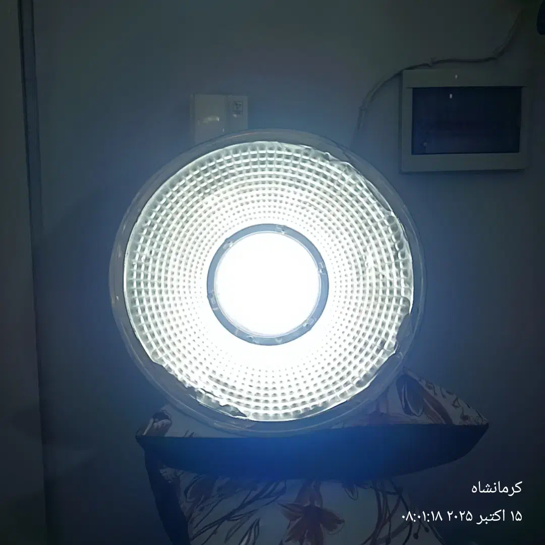 یک عددپرژکتور۱۰۰ وات|لامپ و چراغ|کرمانشاه, |دیوار