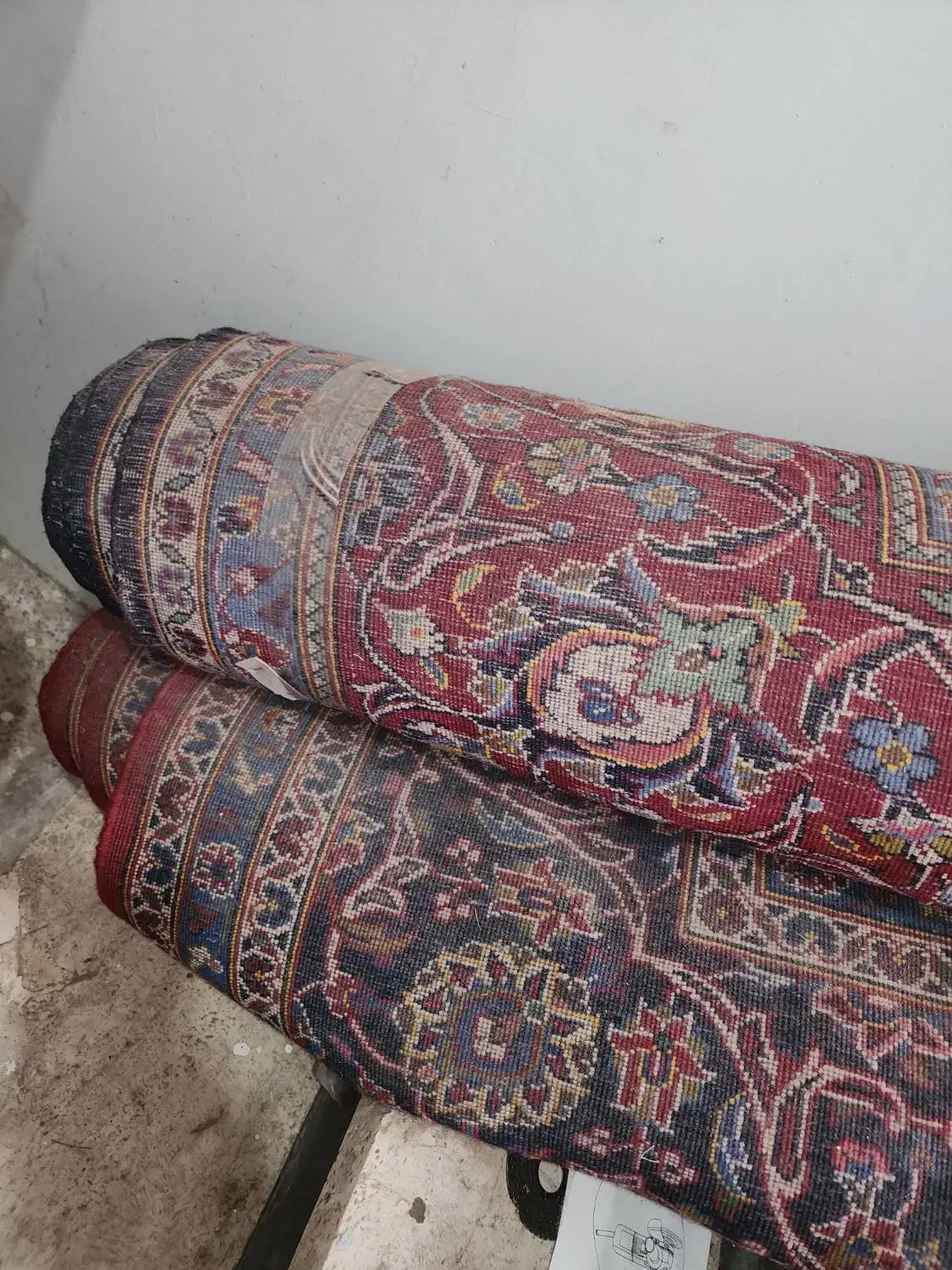 فرش دست باف ۲ عدد|فرش|کرج, اصفهانی‌ها|دیوار